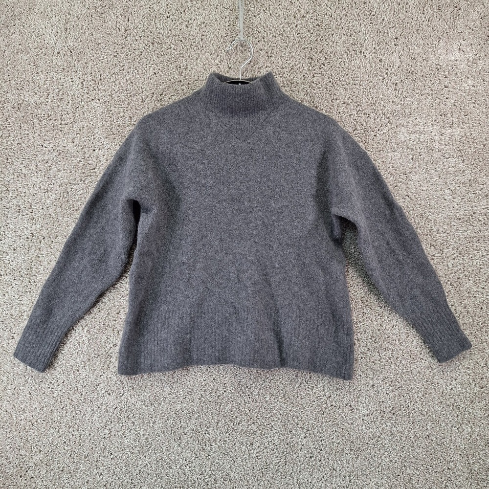 Everlane Sweater Womens Small Gray Yak Hair Wool Blend Minimalist Winter